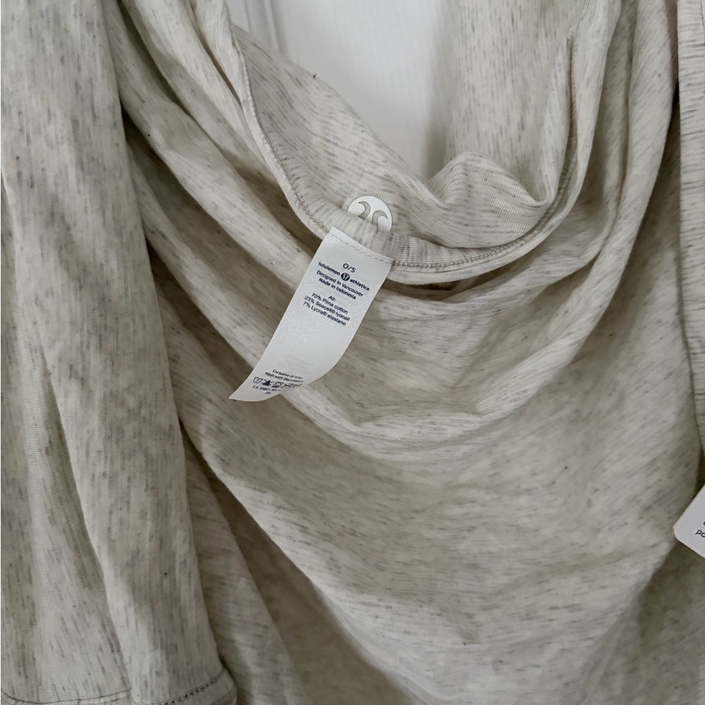 NWT lululemon sage scarf wrap - Picture 6 of 7